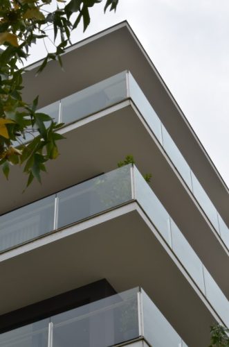 guarda-corpos-das-varandas-em-vidro-laminado-66-incolor5