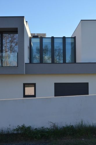 volume-de-ligacao-em-vidro-duplo-guardian-sun-temperado-laminado-incolor